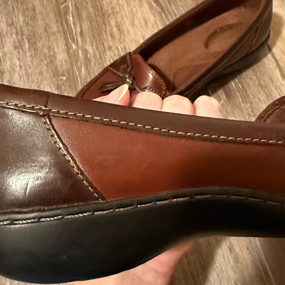 EUC Women’s Clarks Ashland Bubble Loafer - Picture 4 of 7
